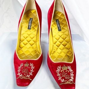 Dolce & Gabbana Red Velvet pumps
